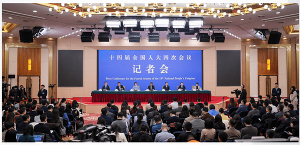 解码记者会：三个维度读懂教育改革发展 | 教育新闻眼