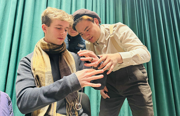 魔术教学环节8.jpg 魔术教学环节8.jpg